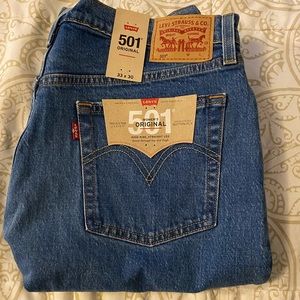 Levi’s 501 Straight Leg Jeans